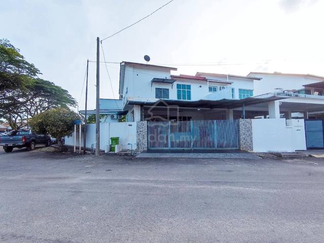 Fully Renovated Double Storey Semi D Corner Lot at Seri Teruntum 1