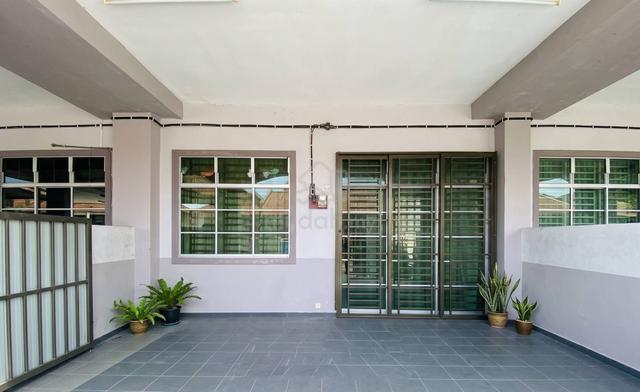 Rumah Tengah Bandar Muar 1