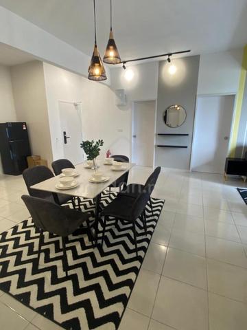 Residensi Adelia 2