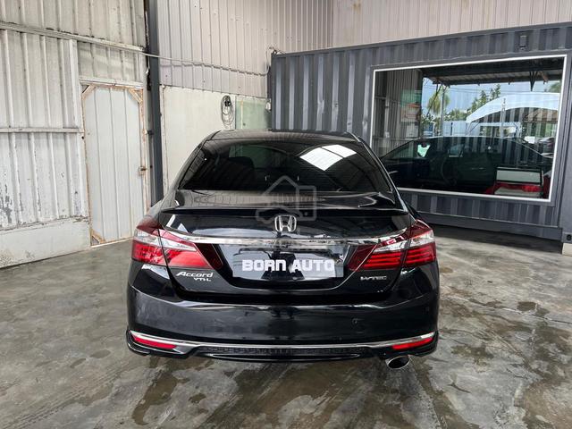 Honda ACCORD 2.0 VTI-L (A) FACELIFT One Lady Owner - 4