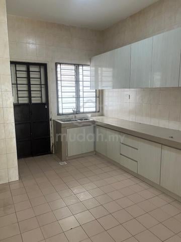 Double storey house for rent at Bandar botanic, Klang 1