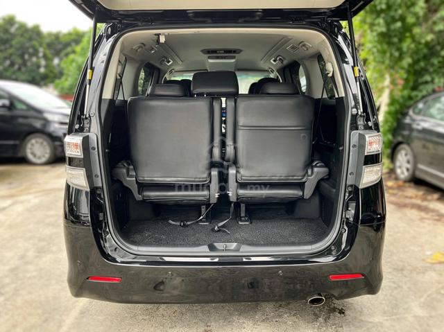 ToyotaA VELLFIRE 2.4 GOLDEN EYES CONVERT (A) - 3