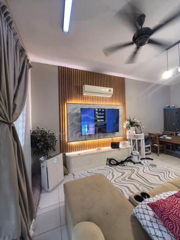 Bandar Bukit Raja (Saron) double storey for rent 1