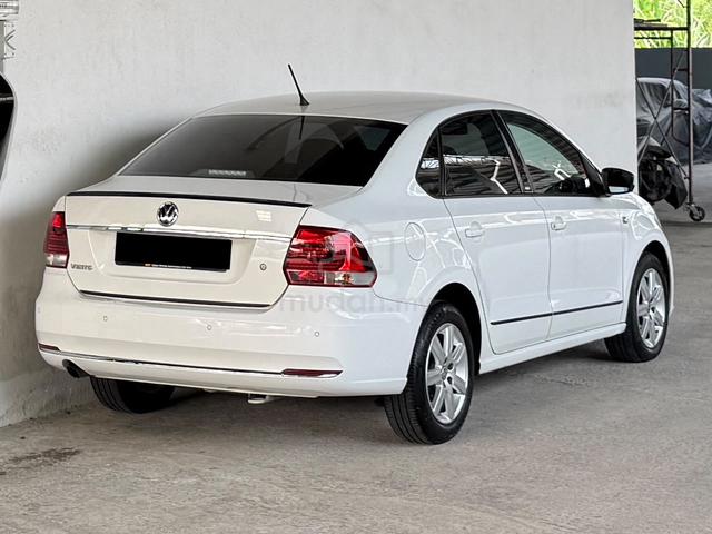 Volkswagen Vento 1.6 Comfortline (A) FL One Owner - 2