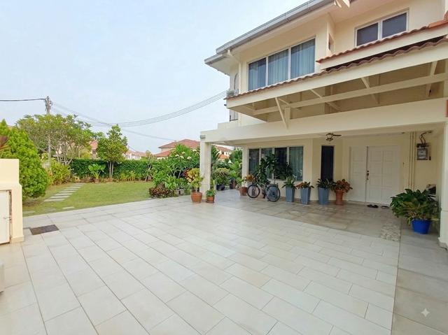 FACING PARK CORNER LOT Double Storey Seksyen 5 Kota Damansara 1