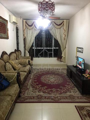 Pelangi Mall Condominium 1