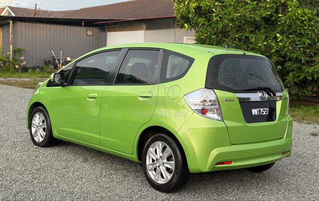 2012 Honda JAZZ 1.3 (HYBRID) FACELIFT (A) - 3