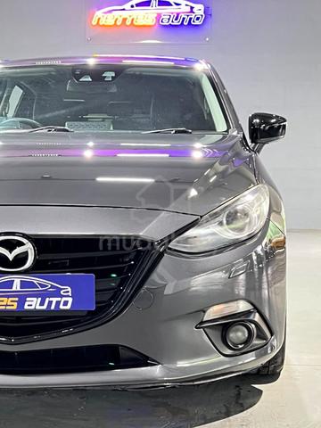 2017 Mazda 3 2.0 SEDAN HIGH SKYACTIV CKD / C/Loan - 5