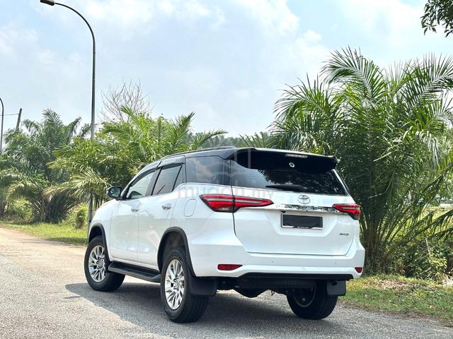 2022 Toyota Fortuner 2.7 (Petrol) / 15k mileage - 4