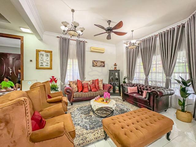 DEPOSIT FLEXIBLE🔥CORNER FACING OPEN 2 Storey Taman Bukit Mewah Kajang 4