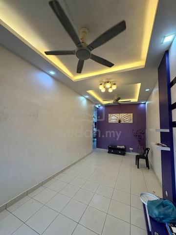 Jalan Rajawali Bandar Putra @ Kulai Single Storey Terrace House 1