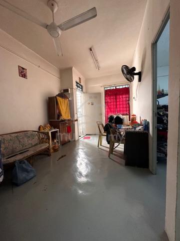 Flat Jalan Susur Barli 1