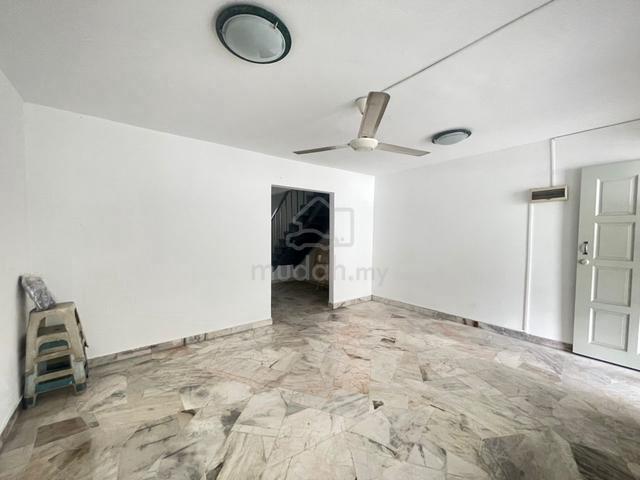 Menjalara 62b, 2 Storey, Well Kept, Below Market 1
