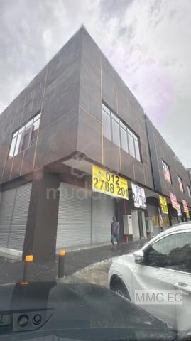 Taman sri muda Seksyen 25 Shah alam 2 storey shop end lot for sale 1