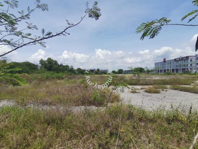 Free Hold*Near Stargate Facing Highway Selatan Commecial Land For Sale 1