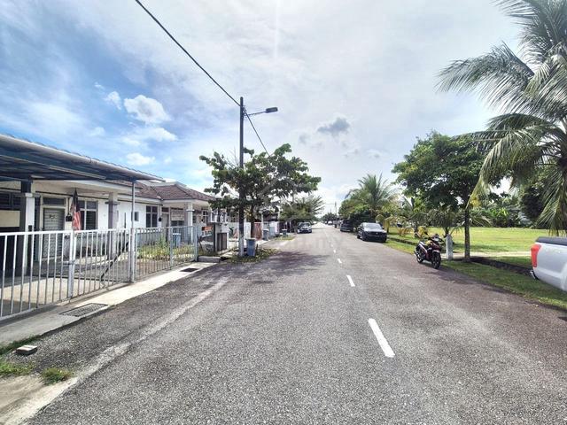 FULLY EXTENDED 🔥 Single Storey SP 7 Bandar Saujana Putra 1