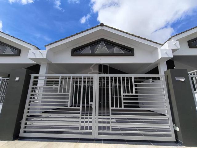 Kulai ioi Piccolo 24x70 gated Guarded single storey terrace house 1