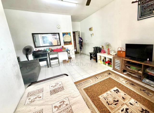 Larkin Idaman Apartment 1