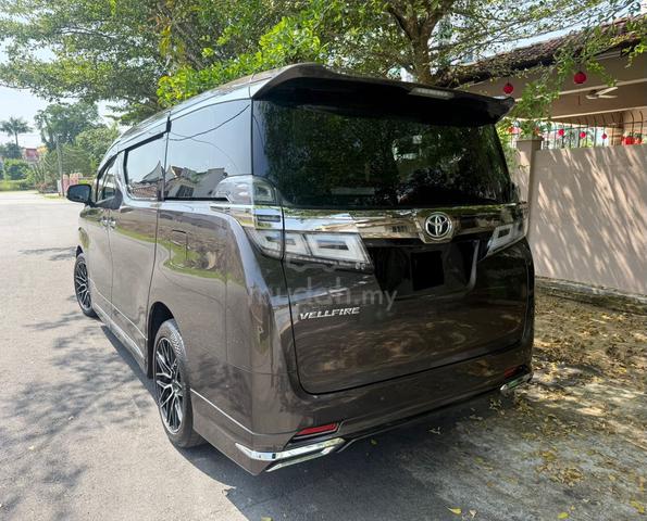Toyota VELLFIRE 2.5 ZG (A) LOW MIL-65K TOWN USED - 4