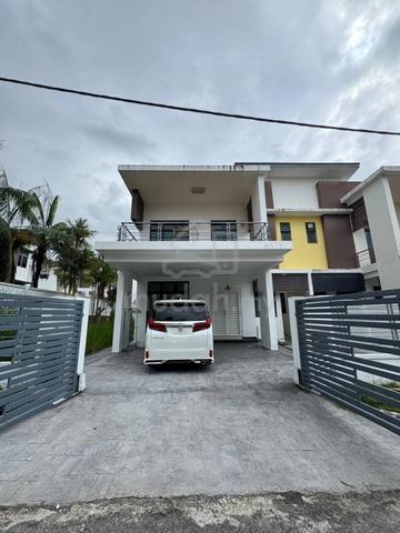 Super Below Market ๐ฅ Renovated 2 Storey Semi D Vista Kirana Melaka 1
