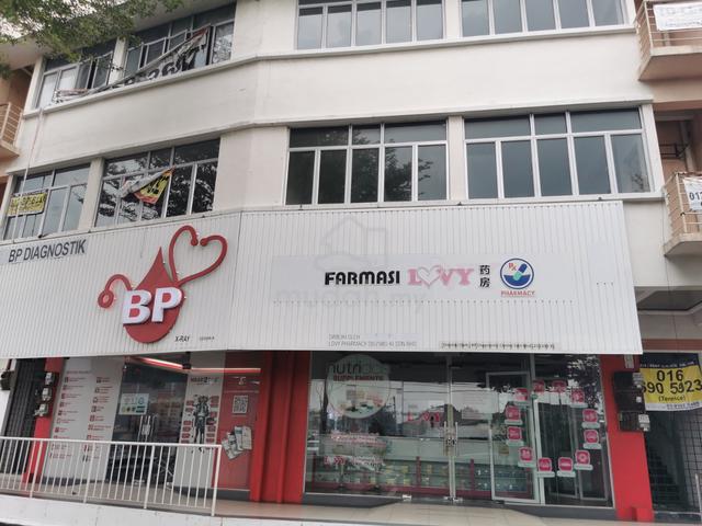 Seri Kembangan Main Road Office Space 1