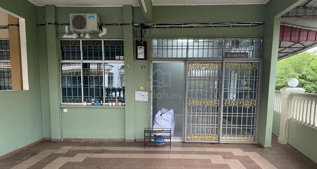 Rumah Taman Merak 1