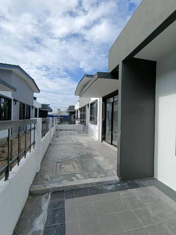 Single storey Semi D house at pengkalan permai 3