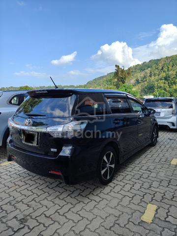 2011 Toyota WISH 1.8 S ZGE20W (A) - 2