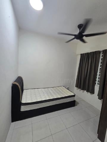 Mahsuri Square| Single Room 1