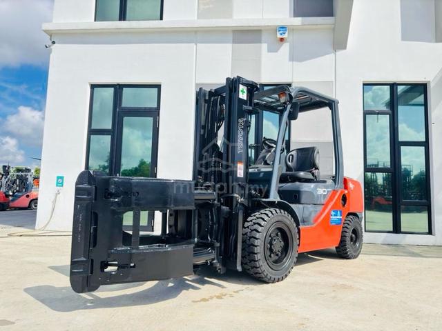 TOYOTA Forklift 3 Ton Paper Roll Clamp Full Loan - Commercial Vehicle ...