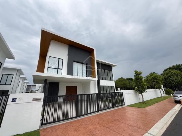Ideal for expatriate families seeking spacious and comfortable living 1