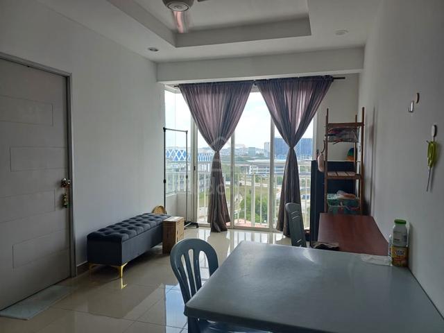 Single bed, wardrobe, air-conditioner & desk 1