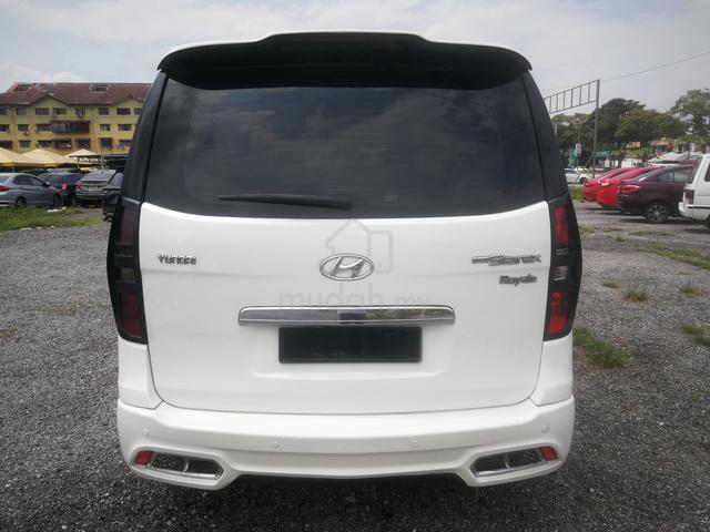 2016 Hyundai GRAND STAREX 2.5 ROYALE FACELIFT (A) - 4