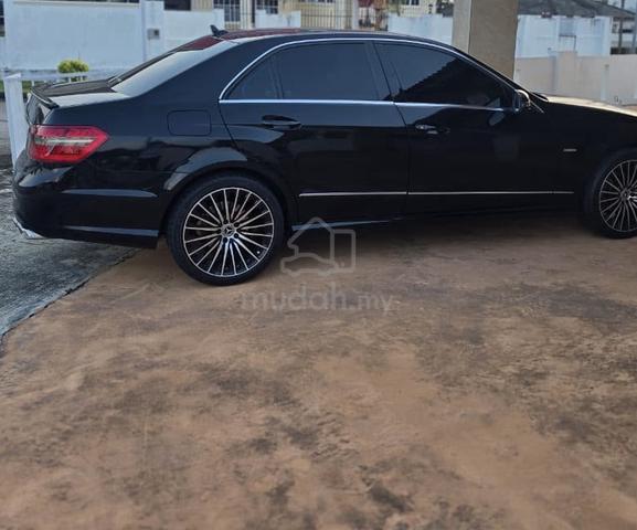 2012 Mercedes Benz E200 CGI BlueEFCY - 5