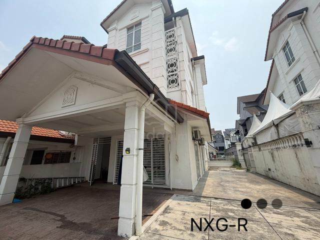 [End lot] Anjung Sari Setia alam 3sty End Lot with land 35*75sqft for 1