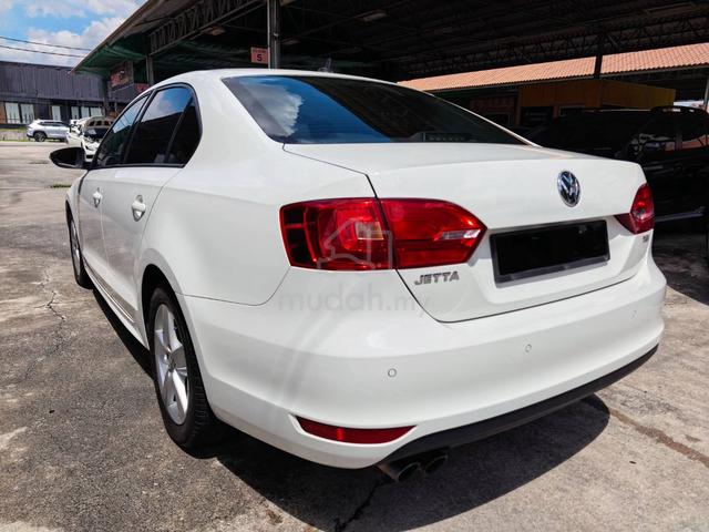 2015 Volkswagen JETTA 1.4 TSI (CKD) (A) - 2