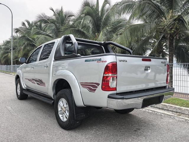2012 Toyota HILUX 2.5 G FACELIFT (A)3-YR WARRANTY - 3
