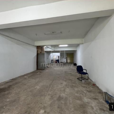 3-Storey Shoplot BPU 9 Bandar Puchong Utama 1