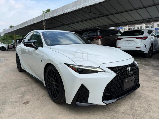 2023 Lexus IS300 2.0 F-SPORT MODE BLACK III 5A CAR - 2