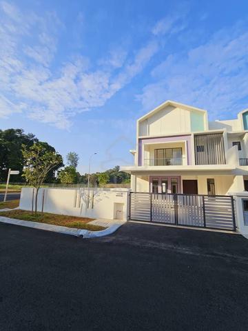 FACING OPEN ‼️CORNER LOT‼️Double Storey Taman Arden Hill Forest Height 1