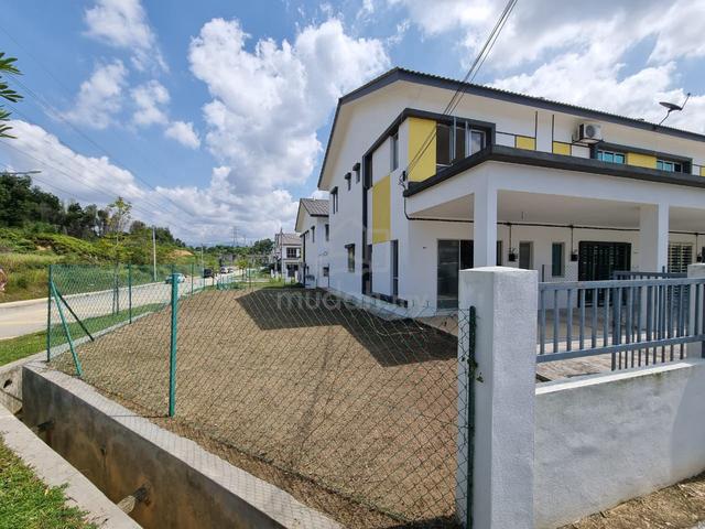 FOR RENT 2sty CORNER LOT Sari Alamanda RAWANG+CORNER+FURNISH+BESAR+ 1