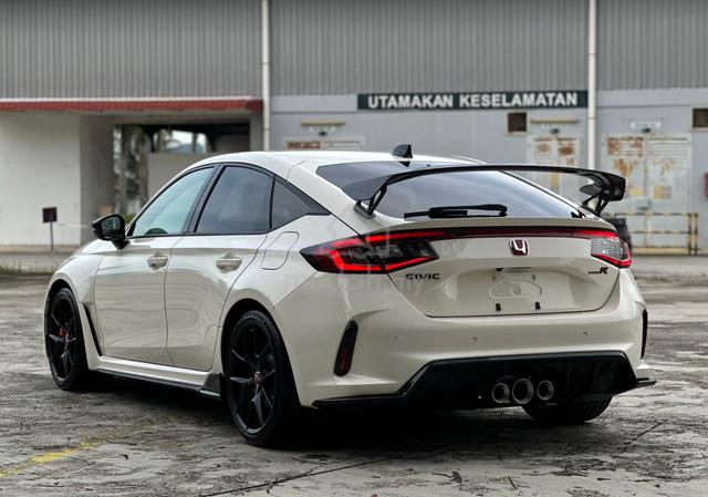 2025 Honda CIVIC 2.0 TYPE R FL5 MANUAL 6A 918KM - 2