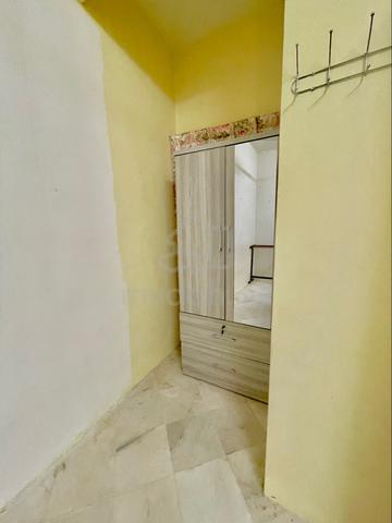Room For Rent (Gunung Rapat) 2