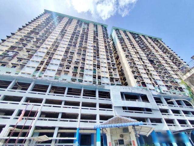 Sri Ivory (Sri Ivori) Apartment 1