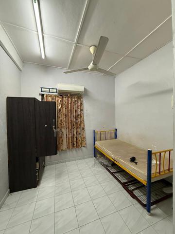 Bilik Sewa Lelaki Tangkak 1