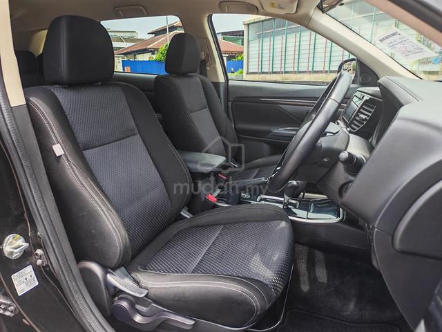 2017 Mitsubishi OUTLANDER 2.0 AWD (A) CASH FUL L@N - 5