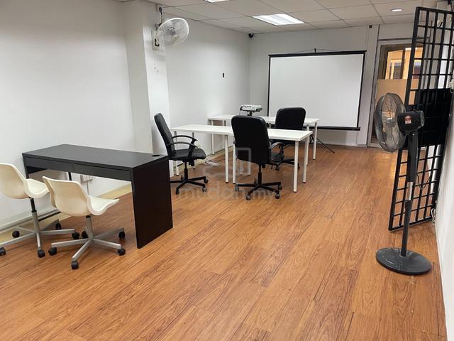 SS3/33 Petaling Jaya, Taman Universiti Office Unit near Shell 1