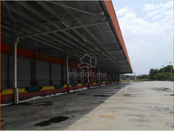 Pasir Gudang Perlabuhan Tanjung Langsat 2.5Ac Factory 18 Dock Leveller 1