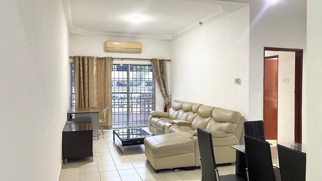 Prima Regency 1