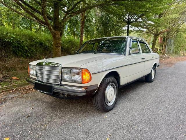 1995 Mercedes Benz 200 2.0 (M) - 2